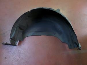 Gebruikte Slijkweerder Citroen C4 Picasso (UD/UE/UF) 2.0 16V Autom. Prijs op aanvraag aangeboden door N Kossen Autorecycling BV