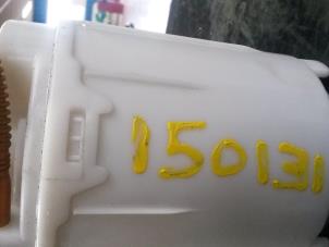 Gebruikte Benzinepomp Volkswagen Golf IV (1J1) 2.0 Prijs op aanvraag aangeboden door N Kossen Autorecycling BV