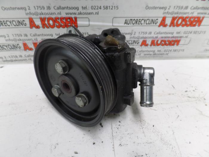 Gebruikte Servopomp BMW 6 serie (E63) M6 V10 40V Prijs op aanvraag aangeboden door N Kossen Autorecycling BV
