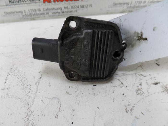 Gebruikte Oliepeil sensor Volkswagen Passat Variant (3B6) 1.9 TDI 130 Prijs op aanvraag aangeboden door N Kossen Autorecycling BV