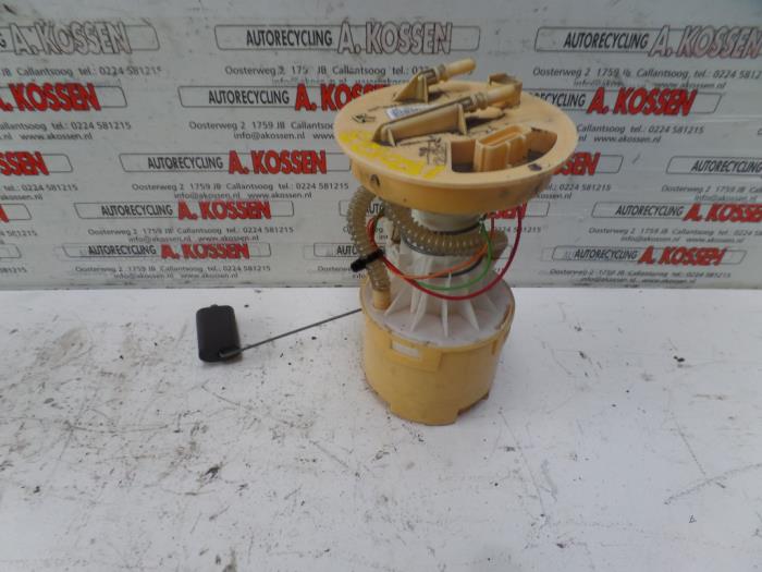 Gebruikte Tank element Pomp Ford Focus 2 1.6 TDCi 16V 110 Prijs op aanvraag aangeboden door N Kossen Autorecycling BV