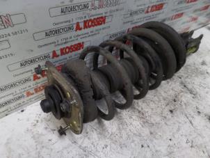 Gebruikte Mac Phersonpoot links-voor Volvo V70 (SW) 2.4 D5 20V Prijs op aanvraag aangeboden door N Kossen Autorecycling BV