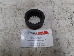 Gebruikte Multiriem Volkswagen Transporter T5 2.5 TDi Prijs op aanvraag aangeboden door N Kossen Autorecycling BV