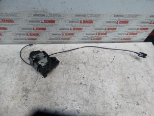 Gebruikte Deurslot Mechaniek 2Deurs links Renault Kangoo Express (FW) 1.5 dCi 85 Prijs op aanvraag aangeboden door N Kossen Autorecycling BV