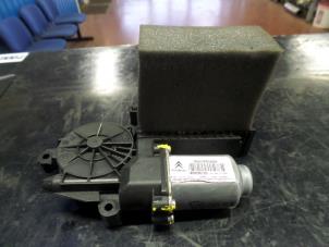 Gebruikte Raammotor Portier Citroen C4 Picasso (UD/UE/UF) 2.0 16V Autom. Prijs op aanvraag aangeboden door N Kossen Autorecycling BV