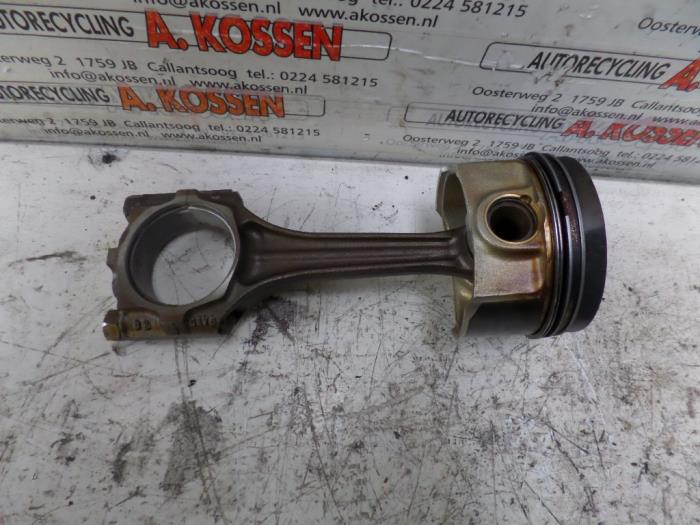 Gebruikte Drijfstang Audi TT Prijs op aanvraag aangeboden door N Kossen Autorecycling BV