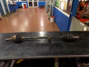 Gebruikte Steekas rechts-voor Opel Vectra B Caravan (31) 2.0 16V Prijs op aanvraag aangeboden door N Kossen Autorecycling BV