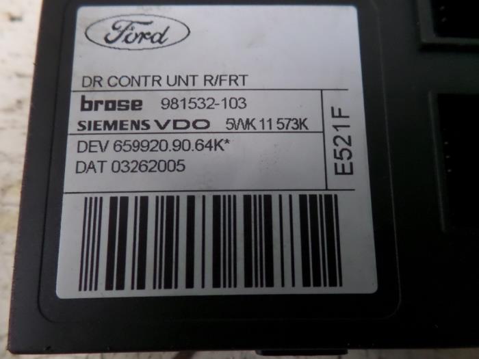 Gebruikte Comfort Module Ford Focus 2 1.6 TDCi 16V 110 Prijs op aanvraag aangeboden door N Kossen Autorecycling BV