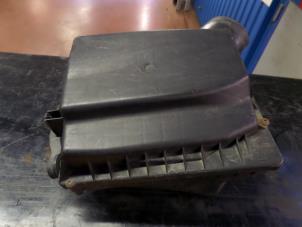 Gebruikte Luchtfilterhuis Opel Zafira (F75) 2.2 16V Prijs op aanvraag aangeboden door N Kossen Autorecycling BV