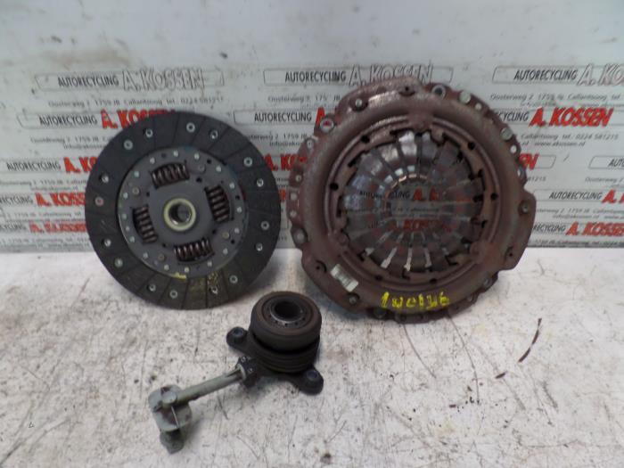 Gebruikte Koppelingsset (compleet) Renault Kangoo Express (FW) 1.5 dCi 85 Prijs op aanvraag aangeboden door N Kossen Autorecycling BV