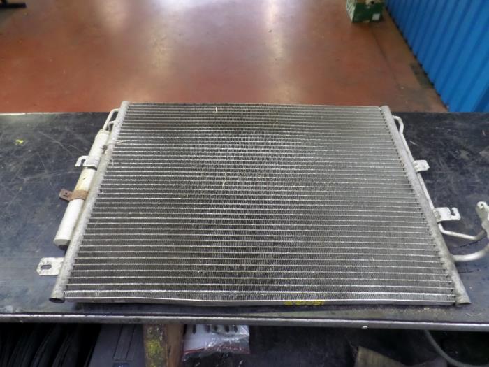 Gebruikte Airco Radiateur Landrover Discovery III (LAA/TAA) 2.7 TD V6 Prijs op aanvraag aangeboden door N Kossen Autorecycling BV