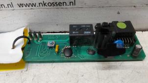 Gebruikte Centrale deurvergrendeling Schakelaar Renault Twingo (C06) 1.2 SPi Phase I Prijs op aanvraag aangeboden door N Kossen Autorecycling BV