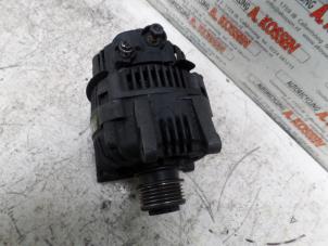 Dynamo van een Mercedes-Benz A (W168) 1.7 A-170 CDI 16V 1999