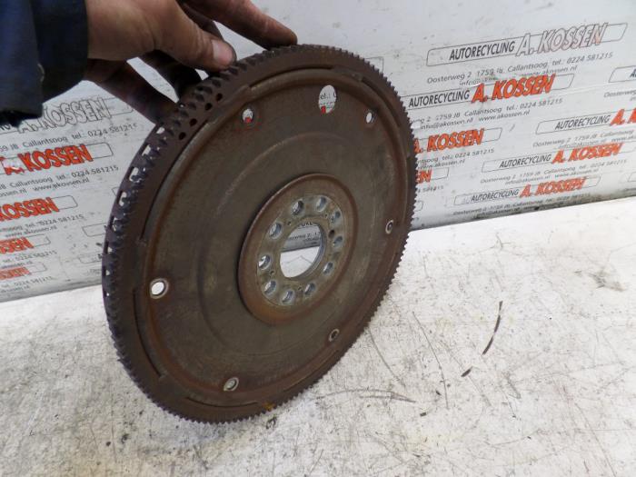 Starterkrans van een Volvo V70 (SW) 2.4 T5 20V 2004