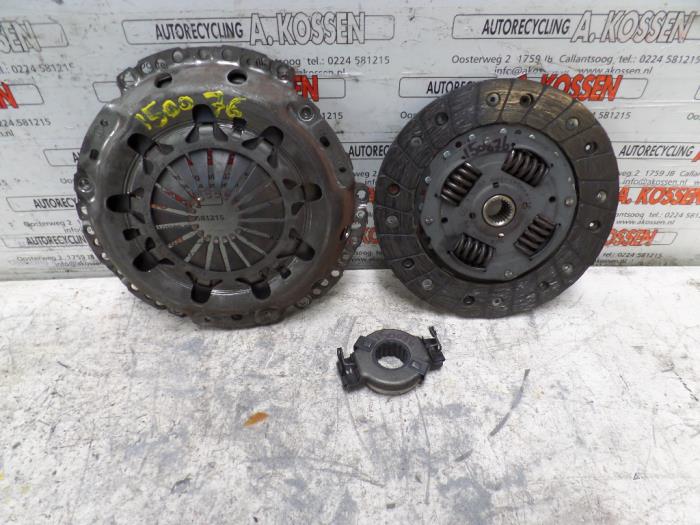 Gebruikte Koppelingsset (compleet) Volkswagen Lupo (6X1) 1.4 16V 75 Prijs op aanvraag aangeboden door N Kossen Autorecycling BV