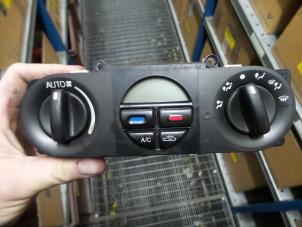 Gebruikte Climatronic Paneel Ford Mondeo II Wagon 2.0i 16V E2/96 EEC Prijs op aanvraag aangeboden door N Kossen Autorecycling BV