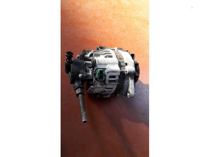 Alternator Opel Corsa B (73/78/79), 1993 / 2000 1.7D, Hatchback, Diesel, 1.686cc, 44kW (60pk), FWD, X17D; 4EE1, 1996-04 / 2000-08 (Gebruikt)