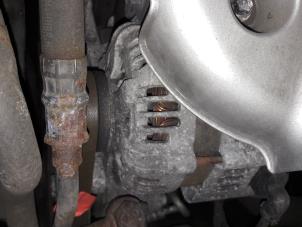 Gebruikte Alternator Hyundai Santafe Prijs op aanvraag aangeboden door N Kossen Autorecycling BV