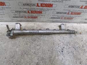 Gebruikte Injector brug Ford Focus 1 1.6 16V Prijs op aanvraag aangeboden door N Kossen Autorecycling BV