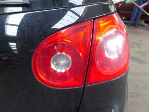Gebruikte Achterlicht rechts Volkswagen Golf V (1K1) 1.9 TDI Prijs op aanvraag aangeboden door N Kossen Autorecycling BV