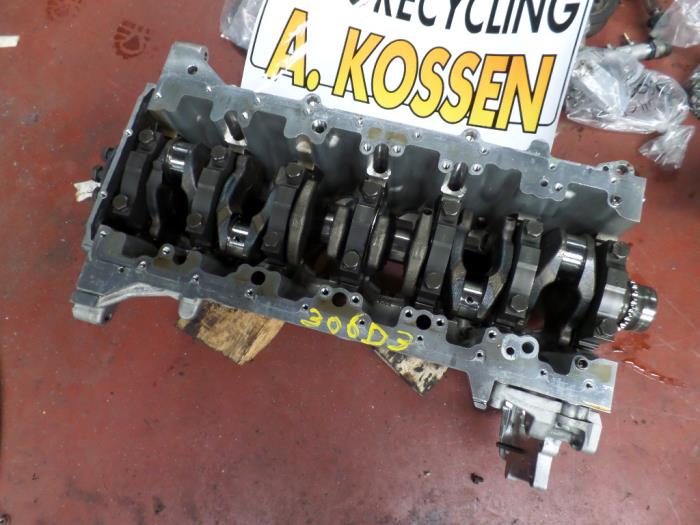Gebruikte Krukas BMW 5 serie Touring (E61) 530d 24V Prijs op aanvraag aangeboden door N Kossen Autorecycling BV
