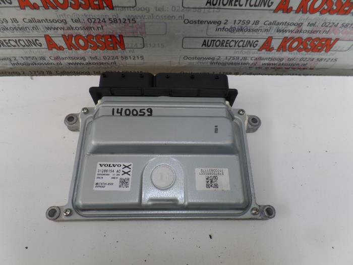 Computer Motormanagement Volvo XC60 I (DZ), 2008 / 2017 3.2 24V AWD, SUV, Benzine, 3.192cc, 179kW (243pk), 4x4, B6324S5, 2010-03 / 2015-12, DZ95 (Gebruikt)