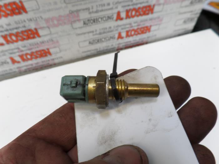Gebruikte Motor Temperatuursensor Landrover Discovery II 2.5 Td5 Prijs op aanvraag aangeboden door N Kossen Autorecycling BV