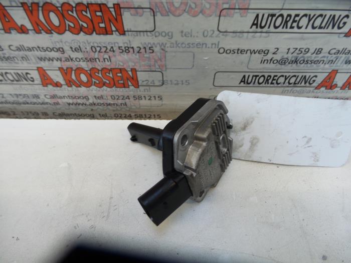 Gebruikte Volkswagen Transporter T5 2.5 TDi Olie niveau sensor