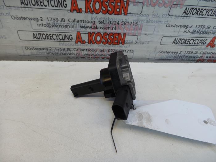 Gebruikte Oliepeil sensor Volkswagen Golf V (1K1) 1.9 TDI Prijs op aanvraag aangeboden door N Kossen Autorecycling BV