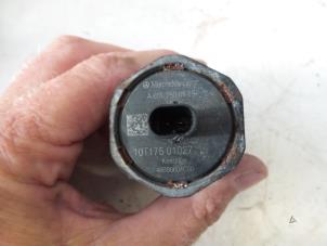 Gebruikte Oliedruk sensor Mercedes Sprinter 3,5t (906.63) 513 CDI 16V Euro 5 Prijs op aanvraag aangeboden door N Kossen Autorecycling BV