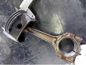 Gebruikte Zuiger Opel Meriva Prijs op aanvraag aangeboden door N Kossen Autorecycling BV