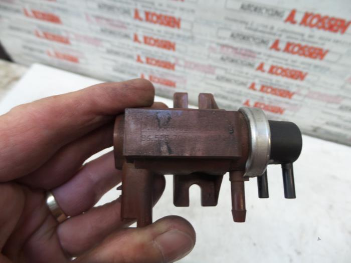 Volvo V50 Vacuum Relais voorraad Onderdelenlijn.nl