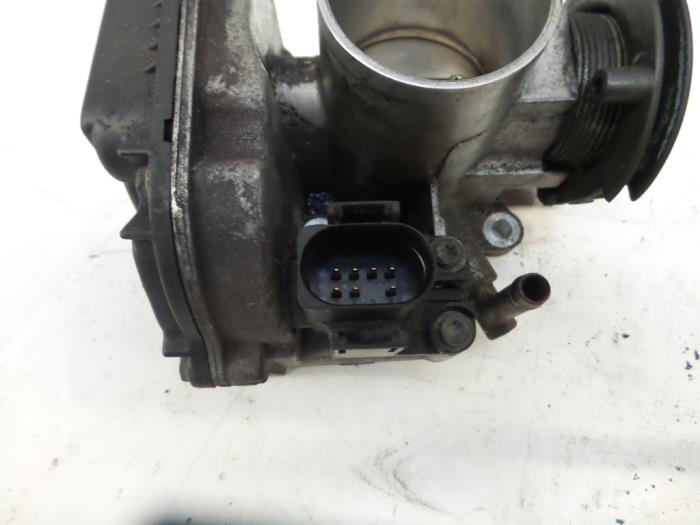 Gebruikte Gasklephuis Seat Cordoba Vario (6K5) 1.6i Prijs op aanvraag aangeboden door N Kossen Autorecycling BV