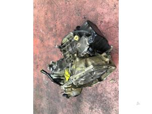 Gebruikte Automaatbak Ford Mondeo II Wagon 1.8i 16V E2/96 EEC Prijs op aanvraag aangeboden door N Kossen Autorecycling BV