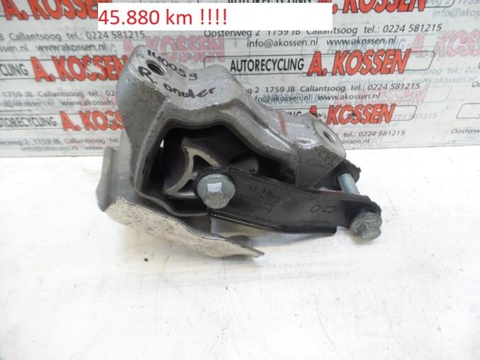 Gebruikte Motorrubber Volvo XC60 I (DZ) 3.2 24V AWD Prijs op aanvraag aangeboden door N Kossen Autorecycling BV