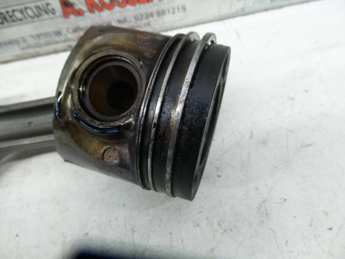 Gebruikte Zuiger BMW 5-Serie Prijs op aanvraag aangeboden door N Kossen Autorecycling BV