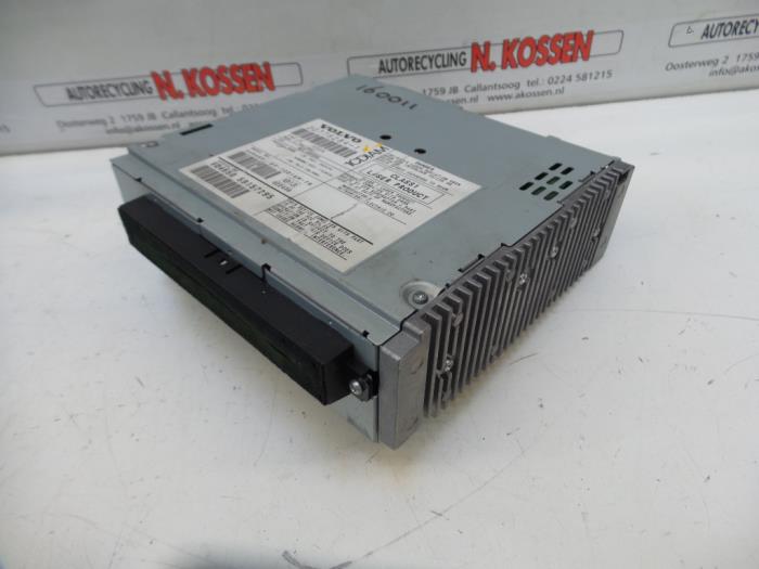 Gebruikte CD Speler Volvo V50 (MW) 1.6 D 16V Prijs op aanvraag aangeboden door N Kossen Autorecycling BV