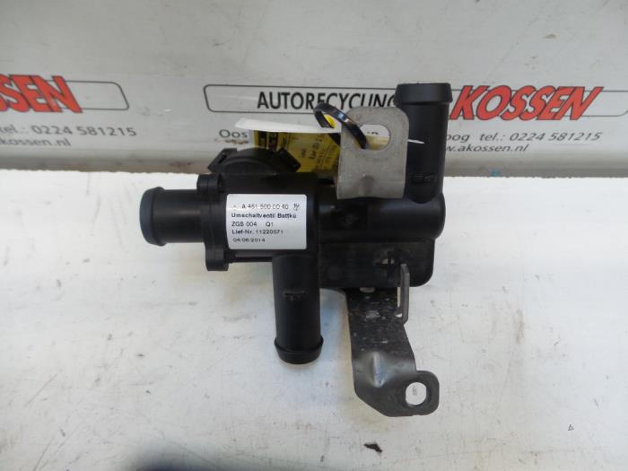 Gebruikte Waterpomp Smart Fortwo Coupé (451.3) Electric Drive Prijs op aanvraag aangeboden door N Kossen Autorecycling BV