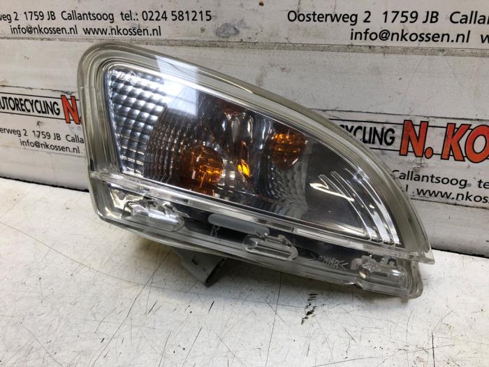 Gebruikte Clignoteur rechts Renault Twingo II (CN) 1.2 16V Prijs op aanvraag aangeboden door N Kossen Autorecycling BV