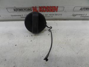 Gebruikte Tankdop Daihatsu Cuore (L251/271/276) 1.0 12V DVVT Prijs op aanvraag aangeboden door N Kossen Autorecycling BV