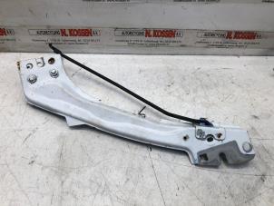 Gebruikte Koplampframe links Citroen Jumpy (G9) 1.6 HDI 16V Prijs op aanvraag aangeboden door N Kossen Autorecycling BV