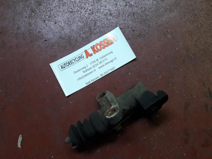 Gebruikte Koppeling Hulp Cilinder Nissan Cab Star Prijs op aanvraag aangeboden door N Kossen Autorecycling BV