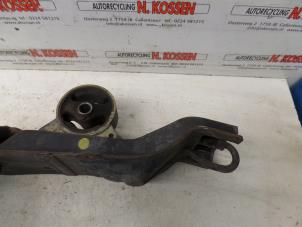 Gebruikte Motorrubber Mitsubishi Outlander Prijs op aanvraag aangeboden door N Kossen Autorecycling BV