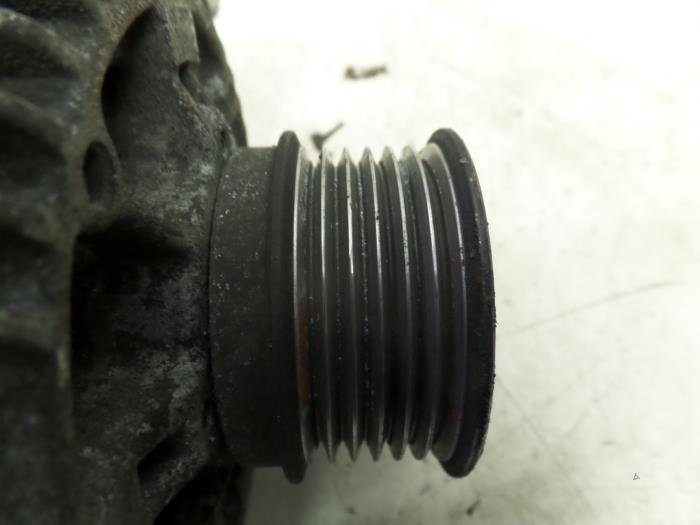 Gebruikte Dynamo Renault Master II (JD) 2.8 dTi T28 Prijs op aanvraag aangeboden door N Kossen Autorecycling BV