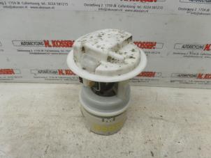 Gebruikte Benzinepomp Peugeot 307 SW (3H) 2.0 16V Prijs op aanvraag aangeboden door N Kossen Autorecycling BV