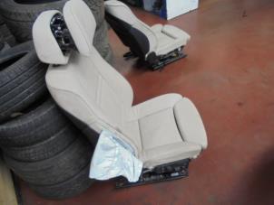 Gebruikte Voorstoel rechts BMW X6 (E71/72) xDrive35d 3.0 24V Prijs op aanvraag aangeboden door N Kossen Autorecycling BV