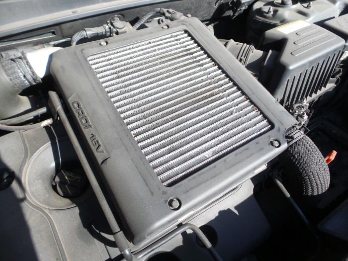 Gebruikte Intercooler Hyundai Santafe Prijs op aanvraag aangeboden door N Kossen Autorecycling BV