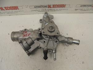 Gebruikte Koelvloeistof pomp Opel Agila Prijs op aanvraag aangeboden door N Kossen Autorecycling BV