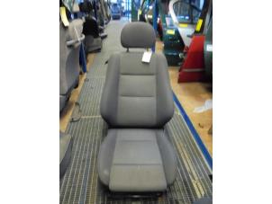 Gebruikte Stoel rechts Opel Astra Prijs op aanvraag aangeboden door N Kossen Autorecycling BV