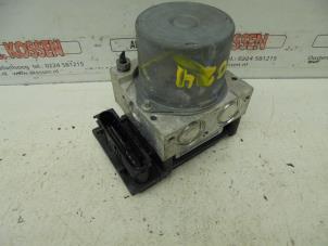 Gebruikte ABS Pomp Renault Megane II (BM/CM) 1.5 dCi 105 Prijs op aanvraag aangeboden door N Kossen Autorecycling BV